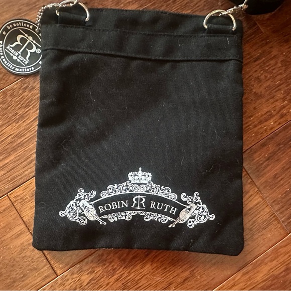 SOLD ON X-POST Robin Ruth Black and White London Crossbody Bag - Picture 7 of 10